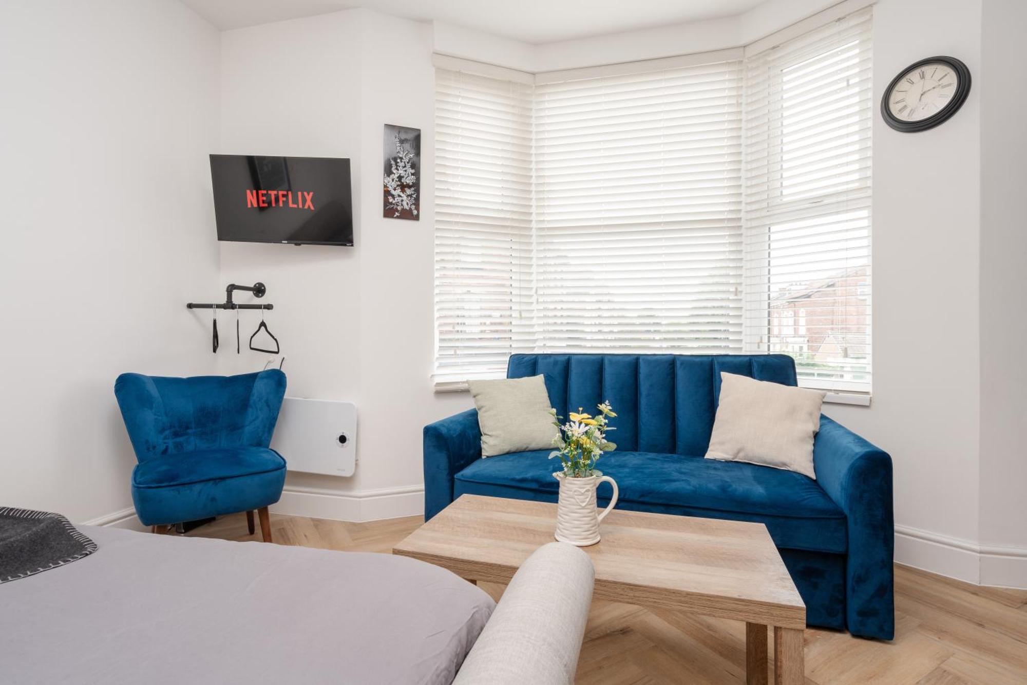 Orange Rentals - Ideal Liverpool Studio Stay For 4 , Free Parking Exterior photo